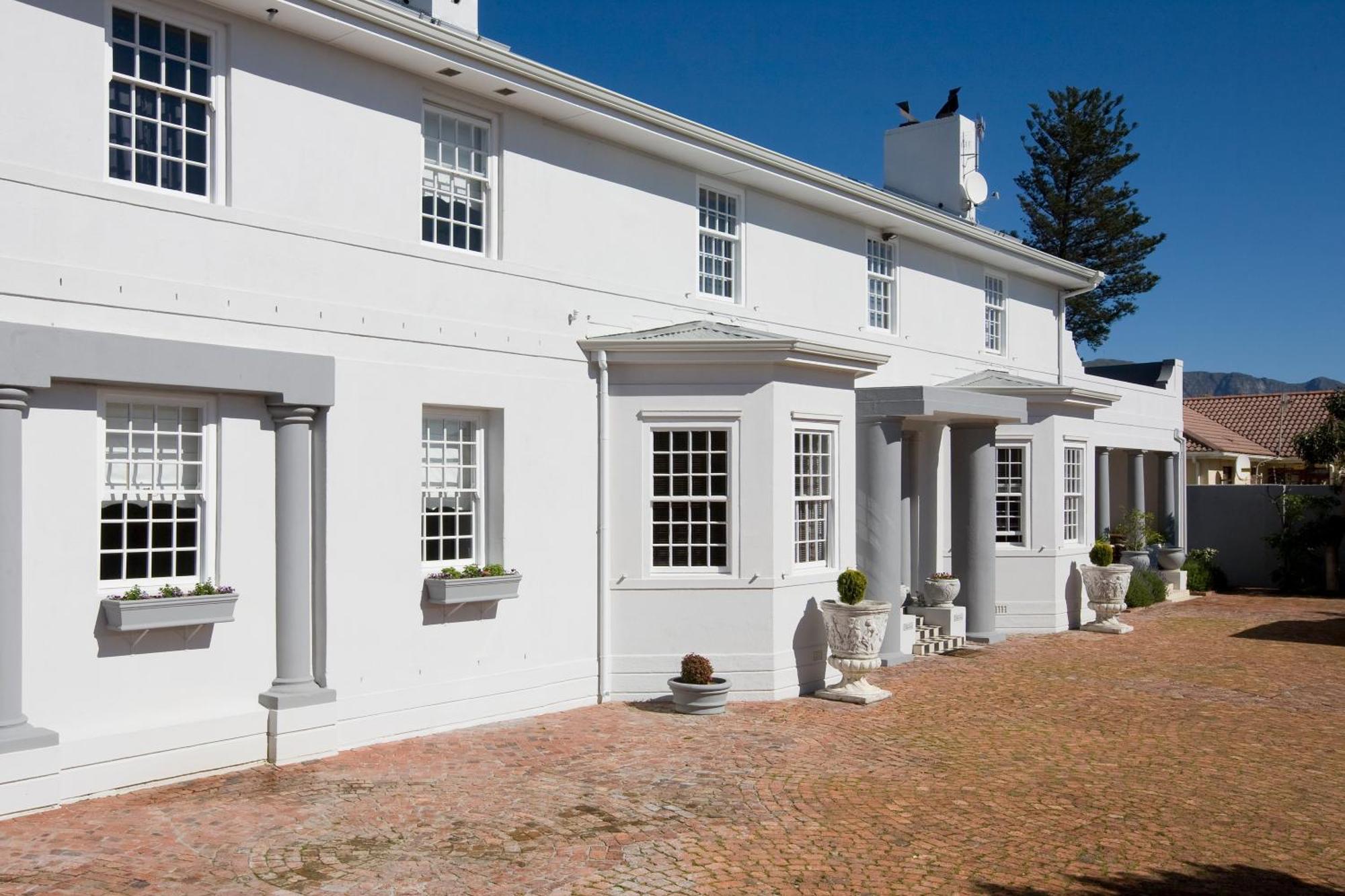 Capeblue Manor House Hotel Muizenberg Bagian luar foto
